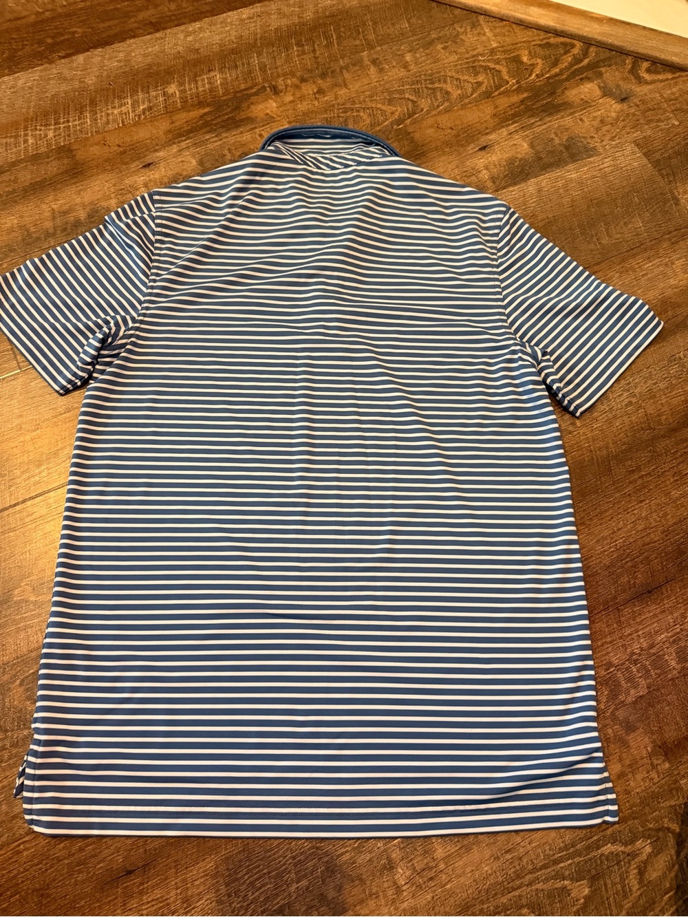 Vineyard Vines Performance Polo Shirt Men’s Small Blue White Striped Whale Logo - Picture 4 of 4